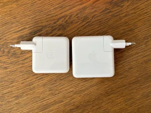 chy-mozhna-zariadzhaty-iphone-blokom-vid-macbook-a39b