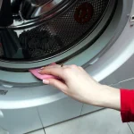 Як почистити пральну машину від запаху