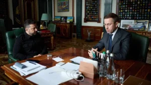 Зеленський та Корецький обговорюють стійкість України за столом переговорів